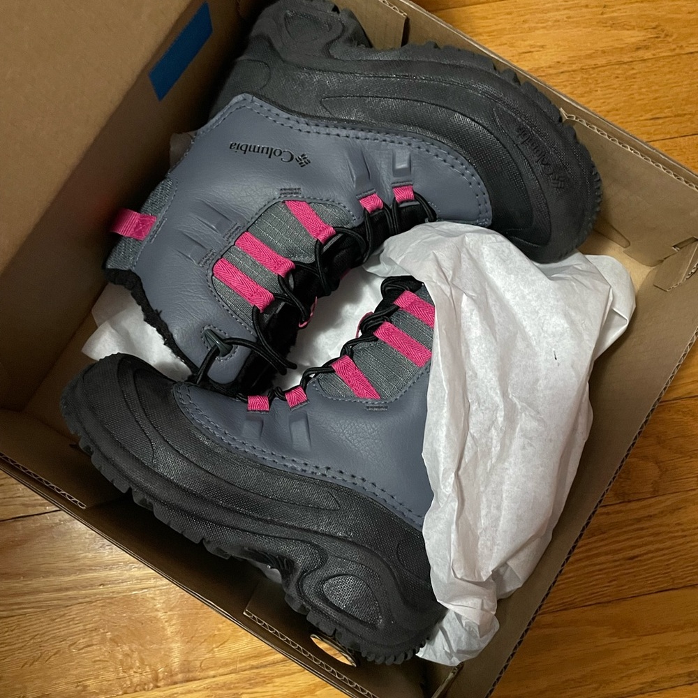 - Columbia girl boot